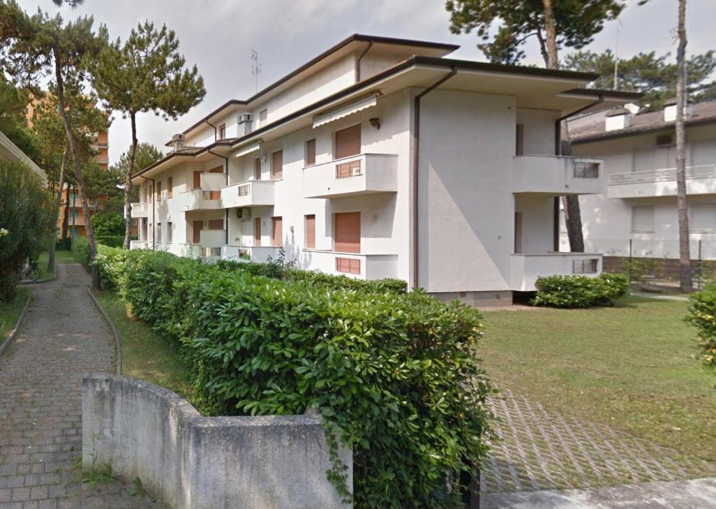 Villa Rosa Lignano Sabbiadoro Eksteriør billede